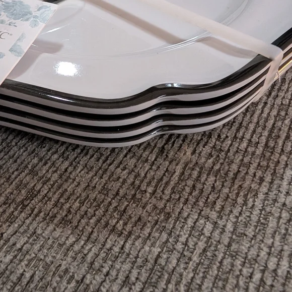 NWT Shabby Chic Black White Bow Melamine Salad Plates Set of 4 - Picture 4 of 5